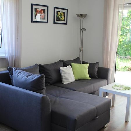Ruhige Ferienwohnung In Der Rhoener Natur Schönau an der Brend エクステリア 写真