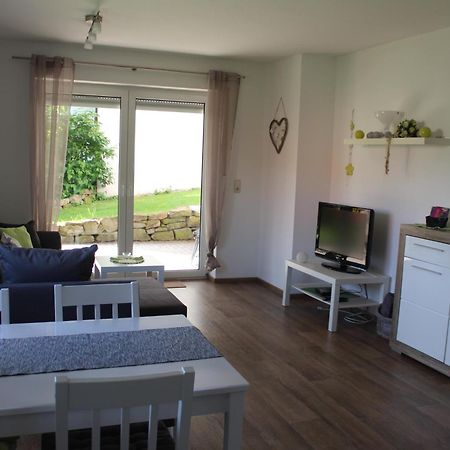 Ruhige Ferienwohnung In Der Rhoener Natur Schönau an der Brend エクステリア 写真